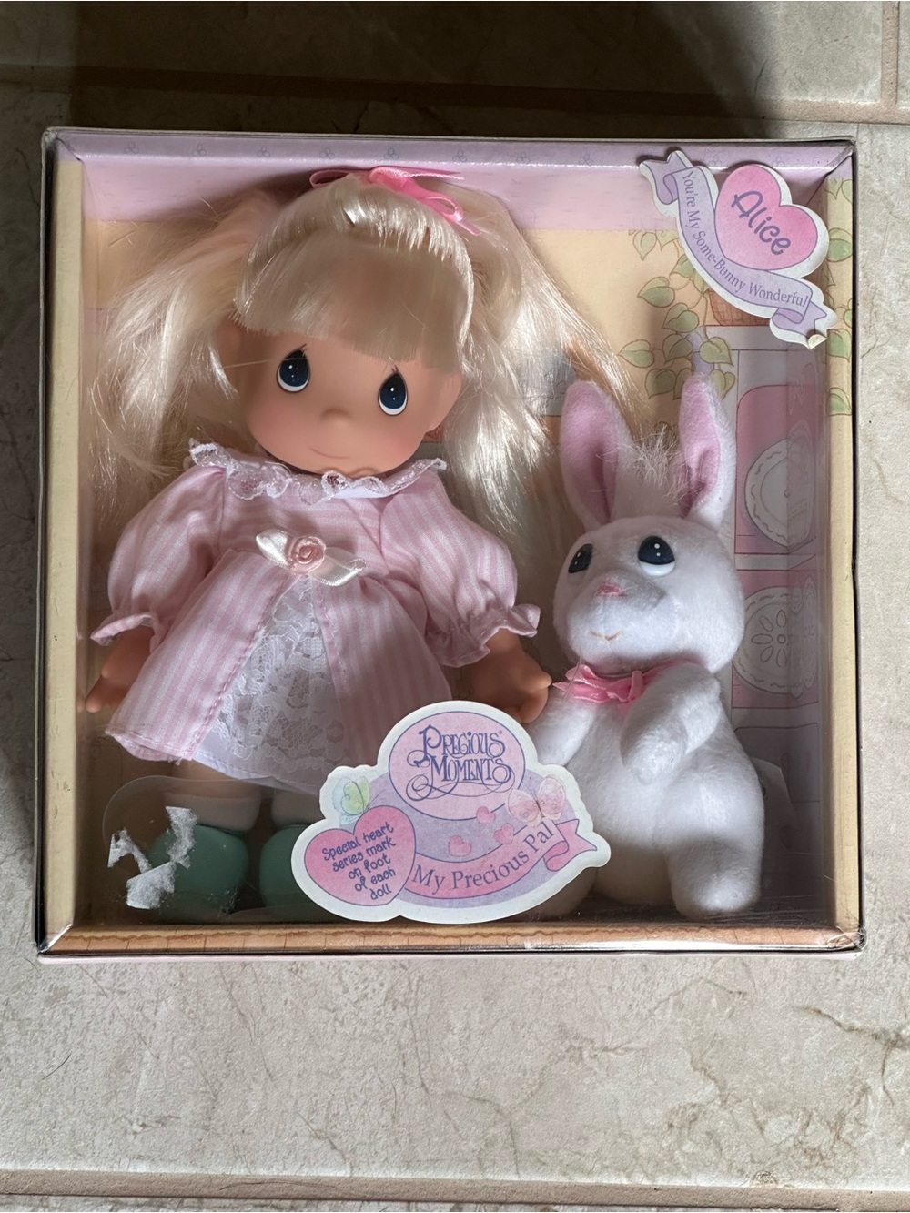 Alice in Wonderland & White Rabbit Precious Moments doll set vintage NIB
